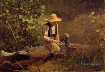  low - Le garçon Whittling réalisme peintre Winslow Homer